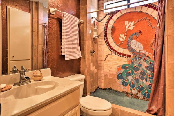 Tastefully Exotic Apt with Patio - Walk to Canyon Lake image 30